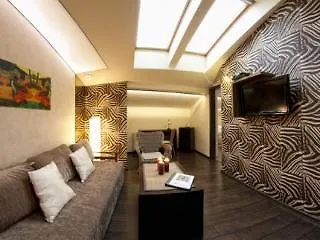 Yourplace Lemon Hotel 3*